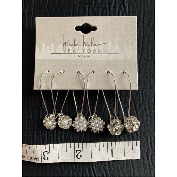 NEW Nicole Miller Rhinestone and Pearl Earring Set - Picture 6 of 6
